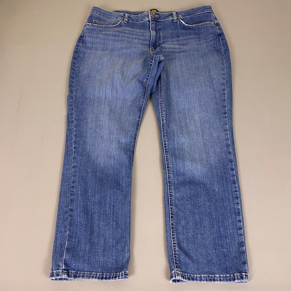 Lee Jeans Women's‎ Plus 18 Short Blue Smarter Fit Straight Leg Denim Medium Wash
